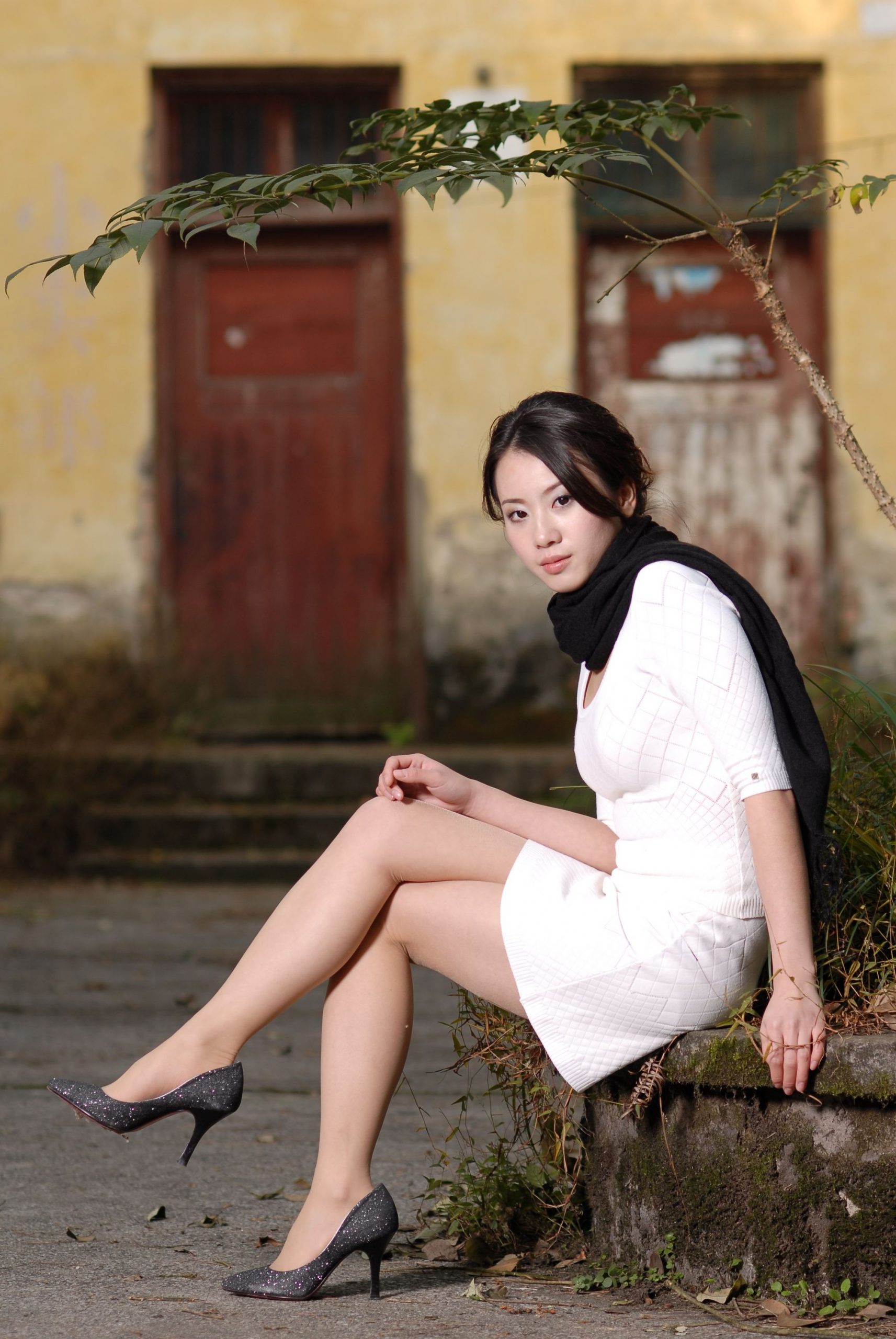 图片[36]-中高艺经典美腿图册 judy户外拍摄 秋日公园-91美腿图片网