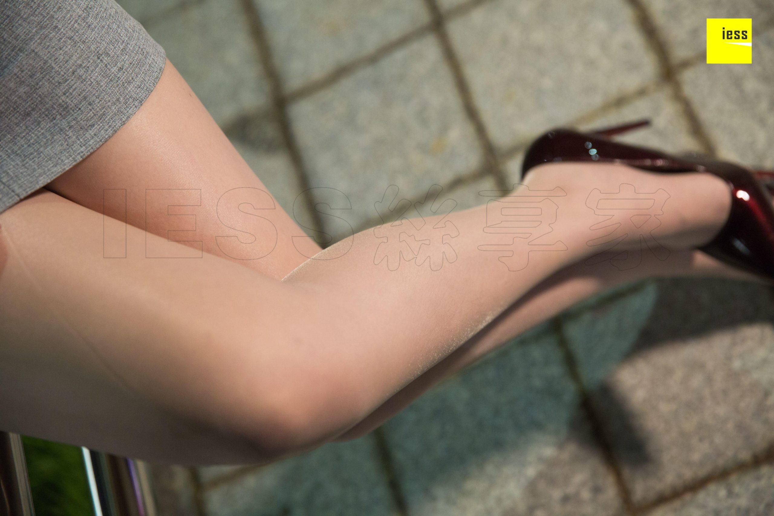 图片[47]-iess异思趣向 ol制服云芝  酒红色高跟鞋 [65P] 高清丝袜美腿写真图-91美腿图片网