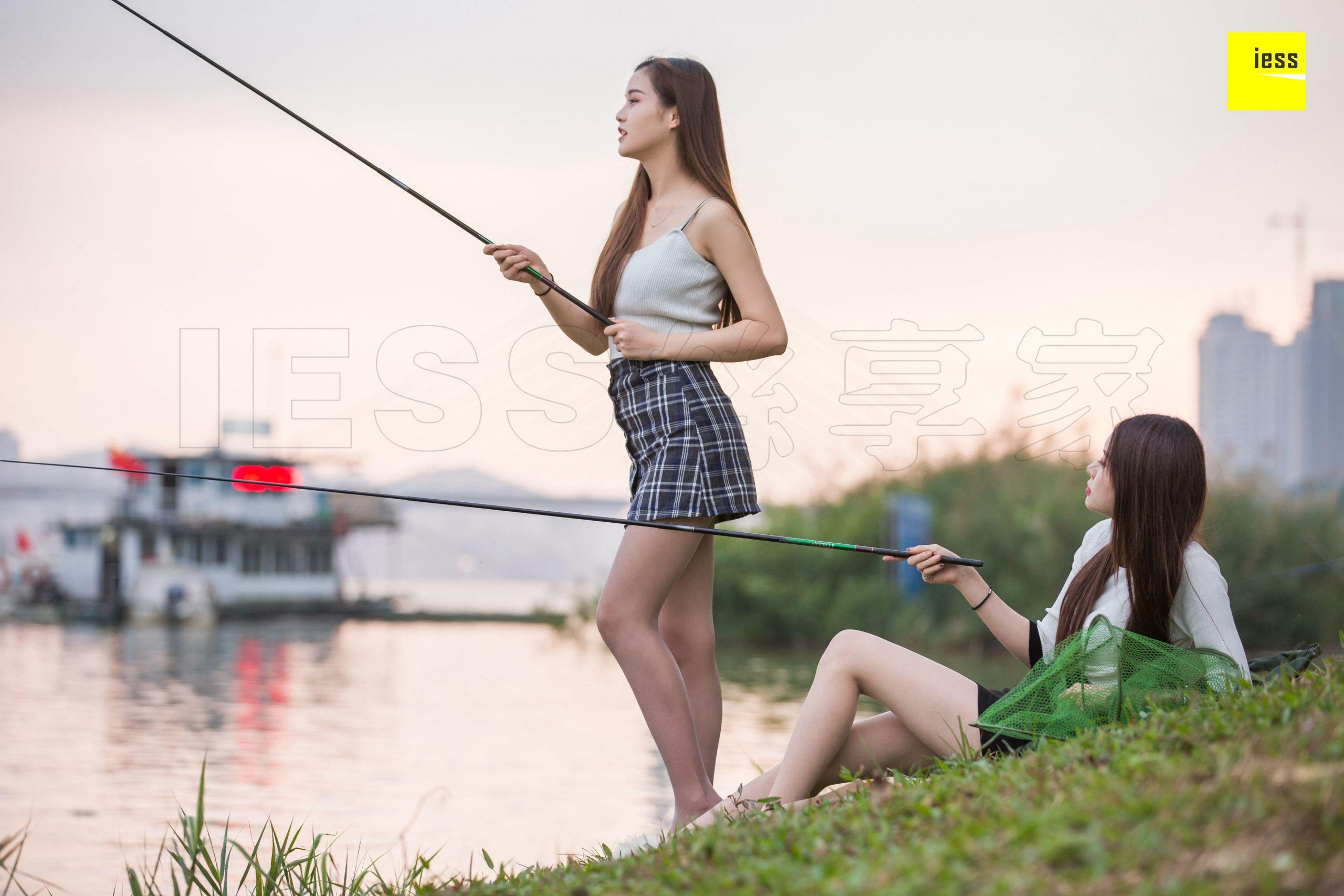 图片[95]-iess异思趣向 特刊48期 九妹 佳佳 钓鱼系列 高清丝袜美腿写真图97P-91美腿图片网