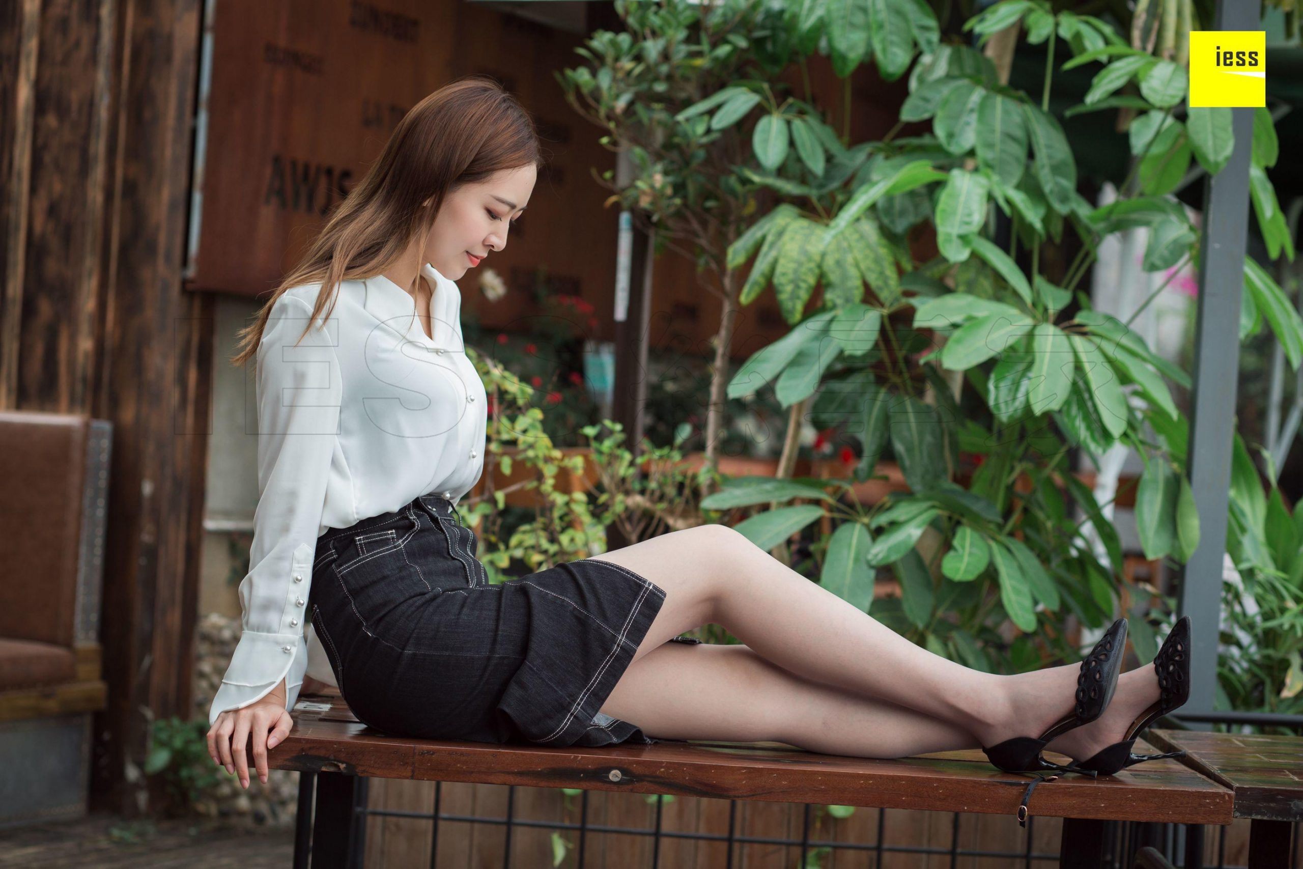 图片[76]-iess异思趣向 紫紫 知性灰丝 高清丝袜美腿写真图90P-91美腿图片网