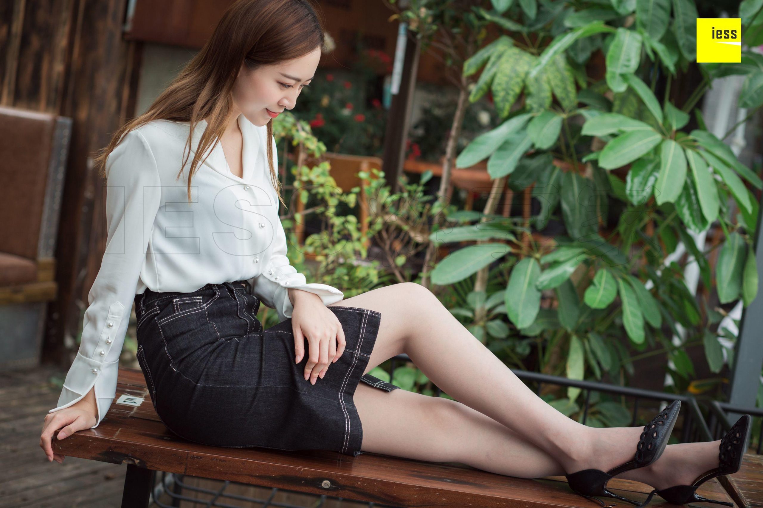 图片[78]-iess异思趣向 紫紫 知性灰丝 高清丝袜美腿写真图90P-91美腿图片网